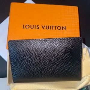 100% AUTH Louis Vuitton [Black] Pocket Wallet
